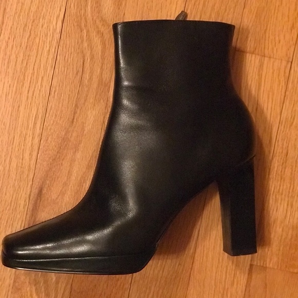 Tommy Hilfiger Leather Platform Booties, Nearly New - Picture 2 of 7